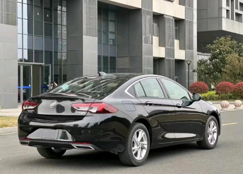 珠海23年别克君威5