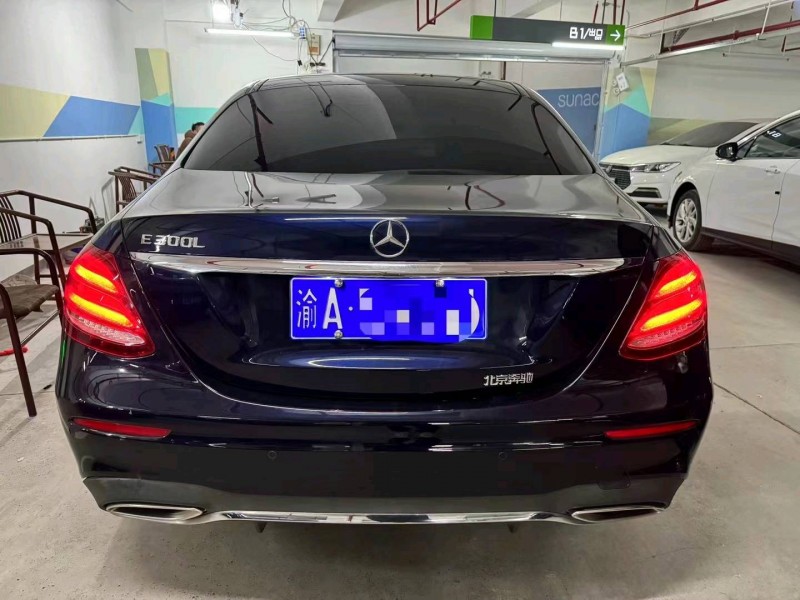 重庆20年奔驰E3