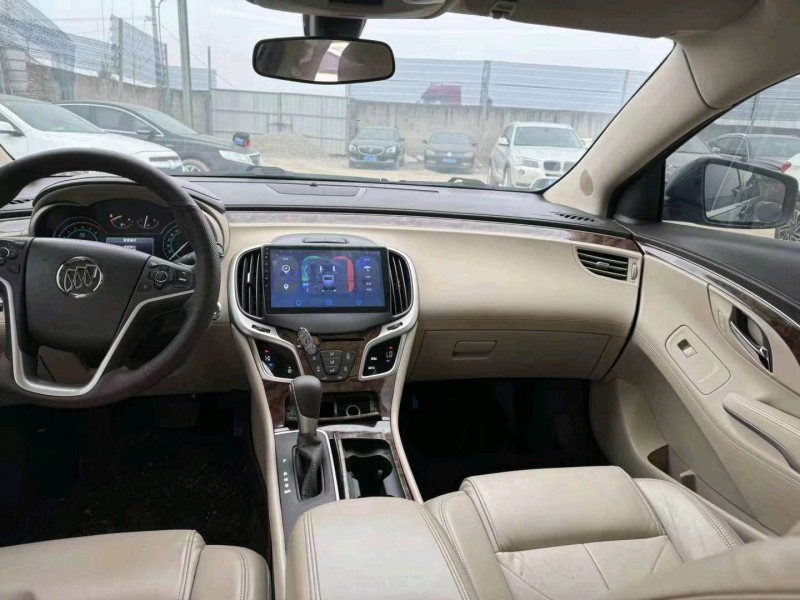 枣庄15年别克君越4