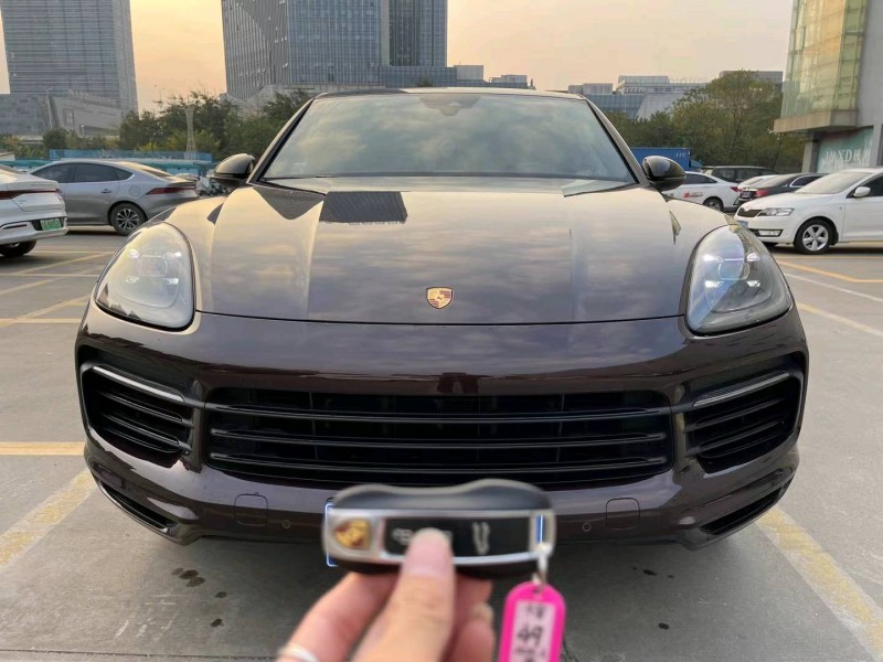 广州20年保时捷卡宴1
