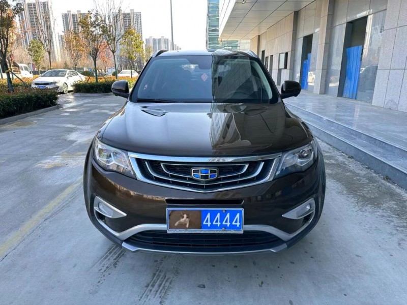 济宁17年吉利博越1