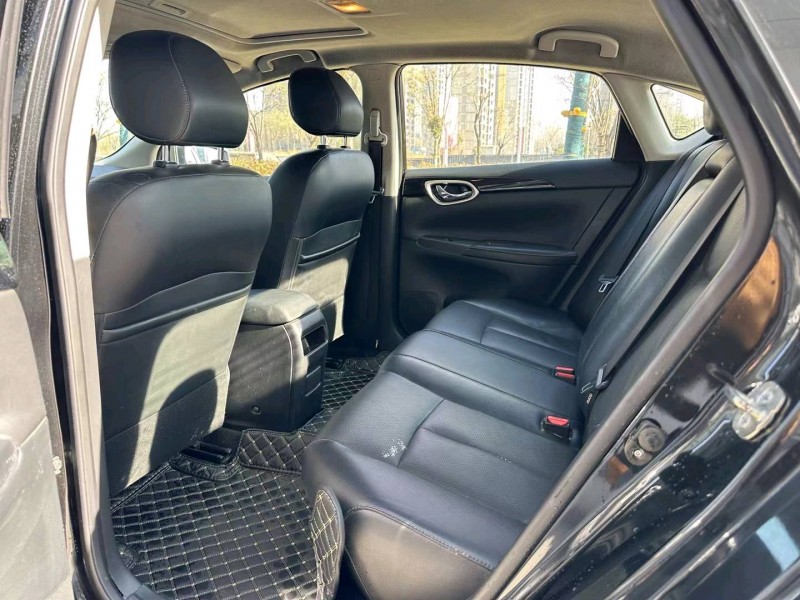 济宁17年日产轩逸4