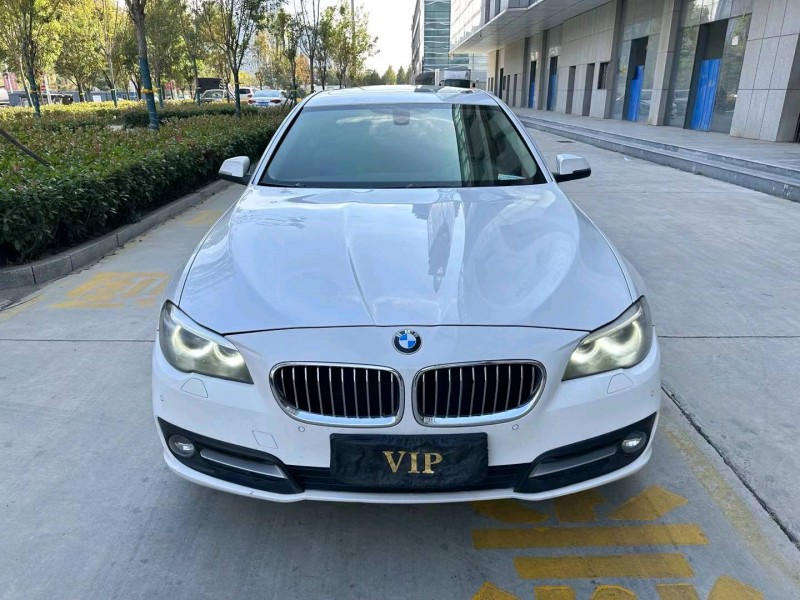 济宁17年宝马5系1