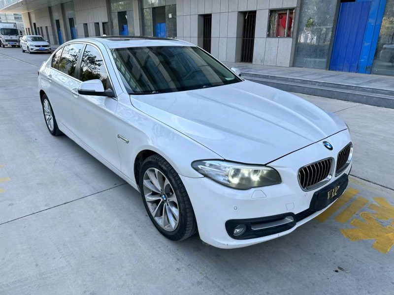 济宁17年宝马5系3