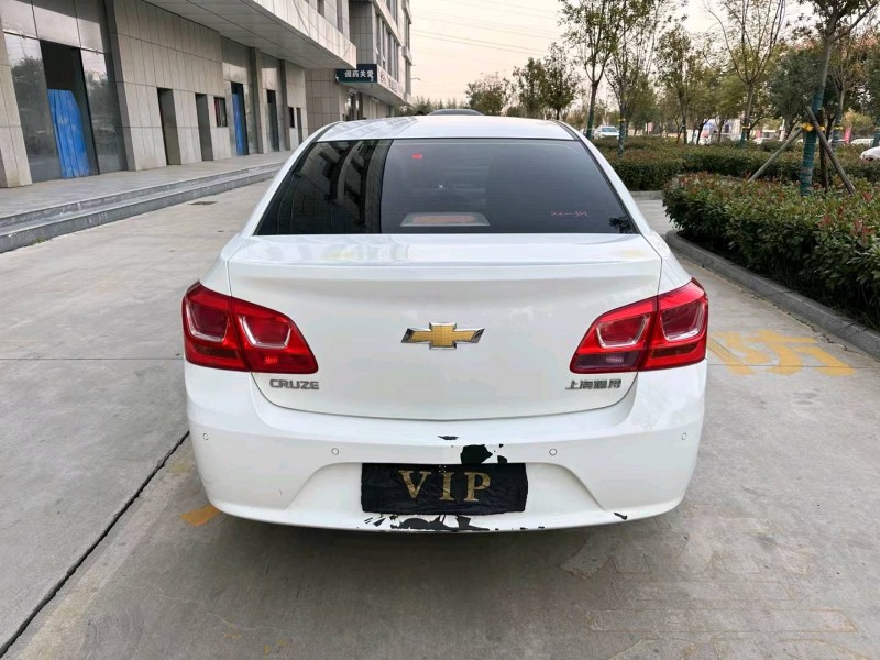 济宁16年雪佛兰科鲁兹9