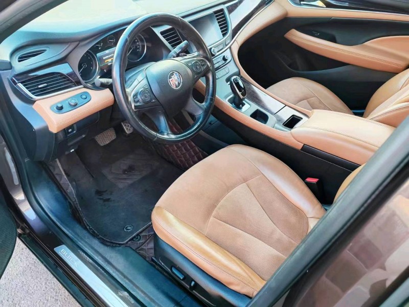 常州17年别克君越8