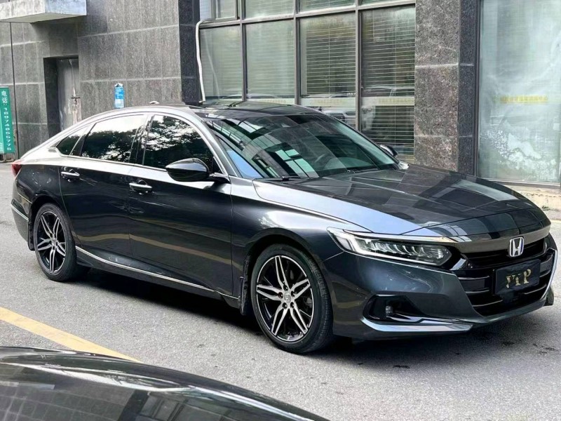 嘉兴22年本田雅阁7