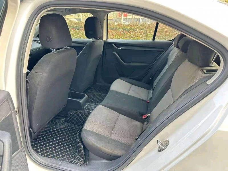 枣庄18年斯柯达明锐9