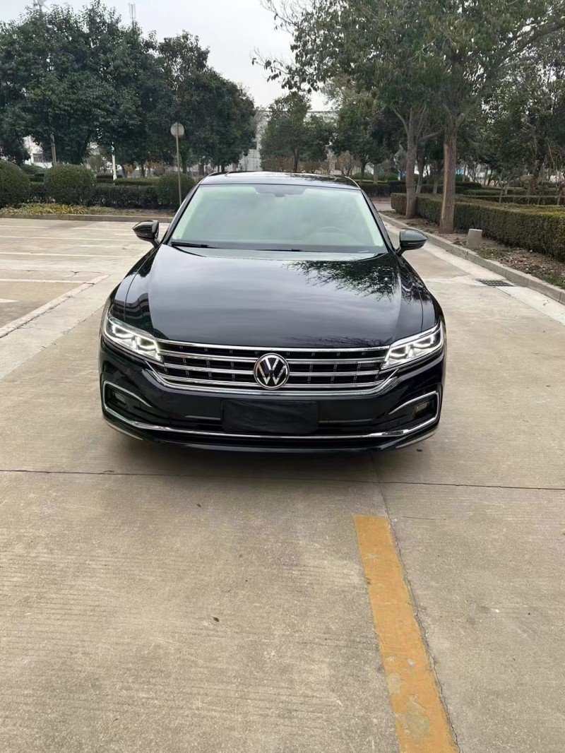 济宁22年大众辉昂1