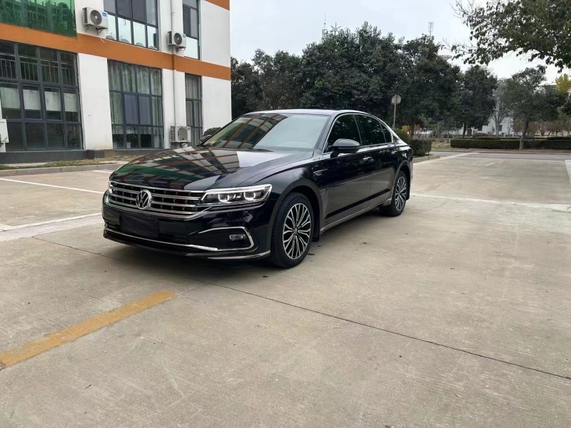 济宁22年大众辉昂2