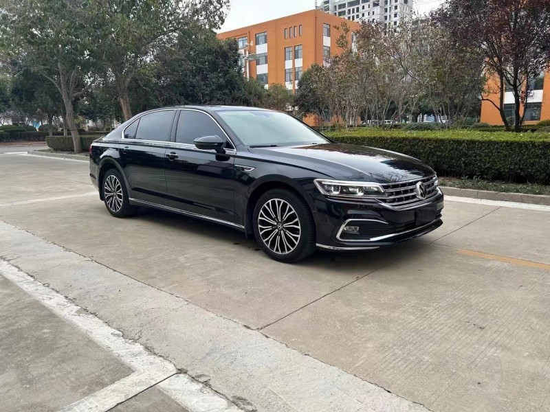 济宁22年大众辉昂3