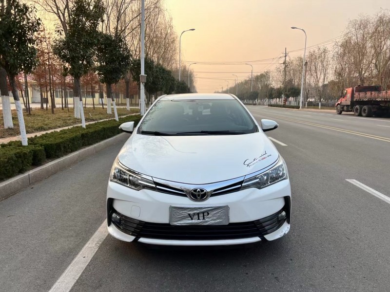 济宁17年丰田卡罗拉1