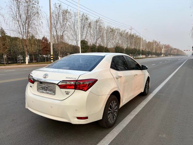 济宁17年丰田卡罗拉5