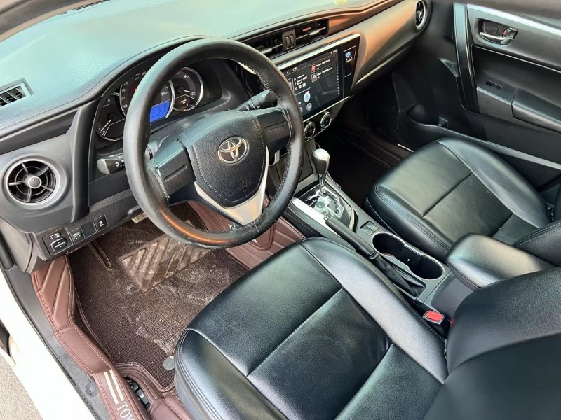 济宁17年丰田卡罗拉7