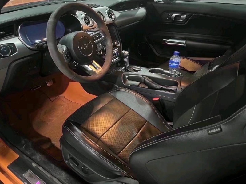 东营21年福特野马7