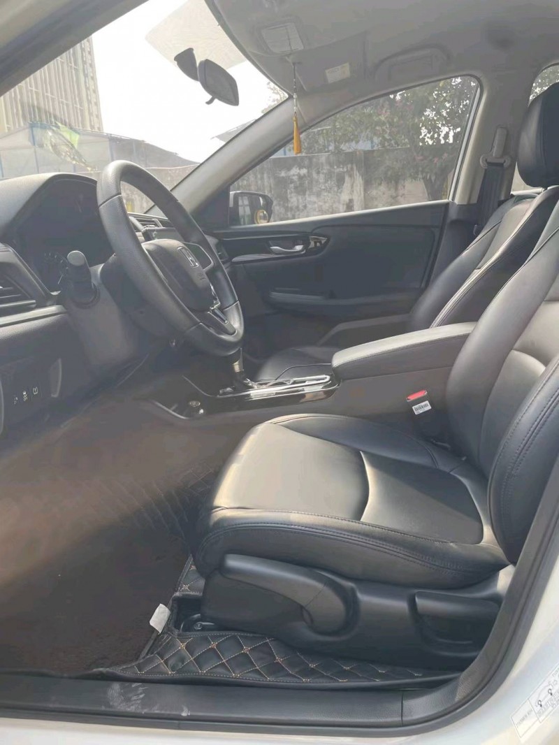 汕头20年本田享域7