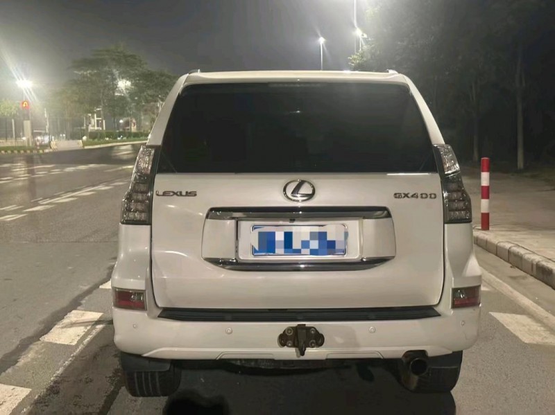 广州12年雷克萨斯GX5
