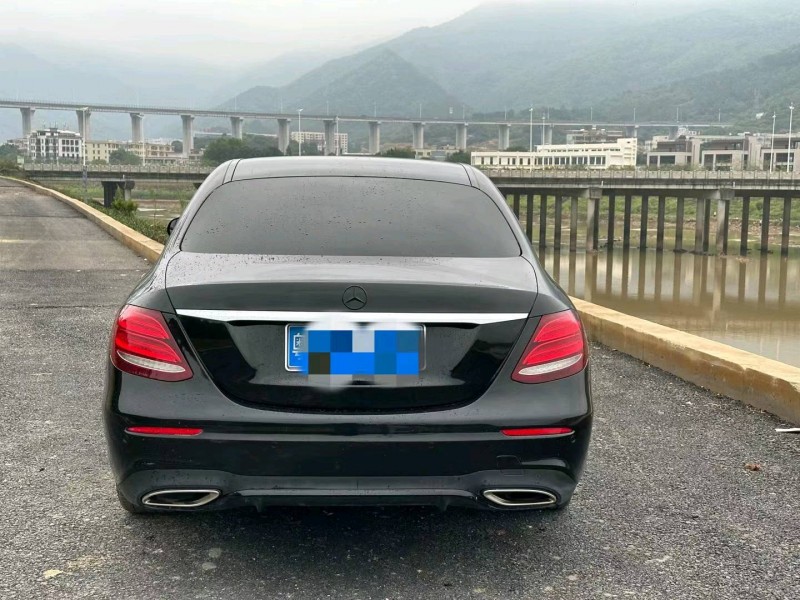 广州17年奔驰E3
