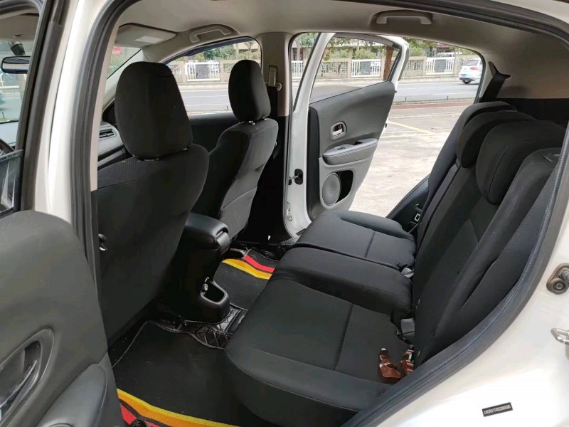 珠海16年本田缤智8