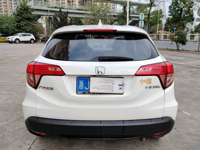 珠海16年本田缤智9