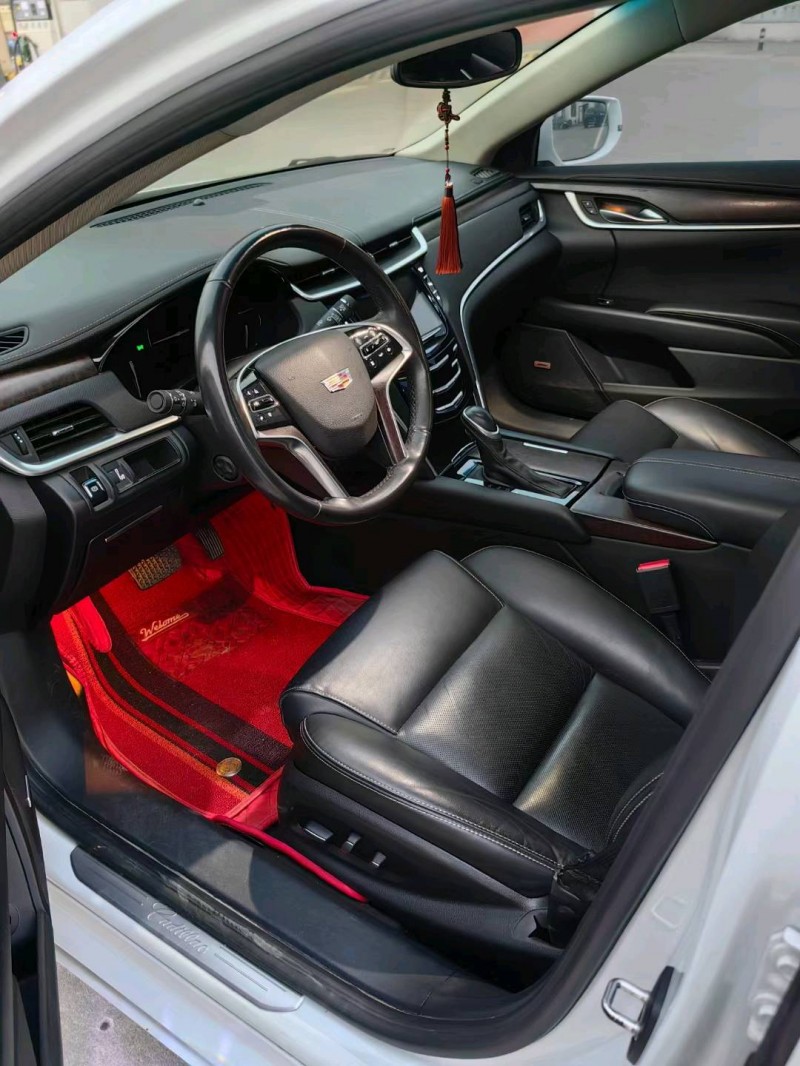 邯郸19年凯迪拉克XTS6