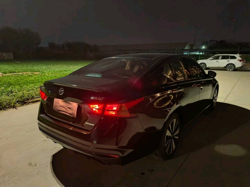 邯郸22年日产天籁8