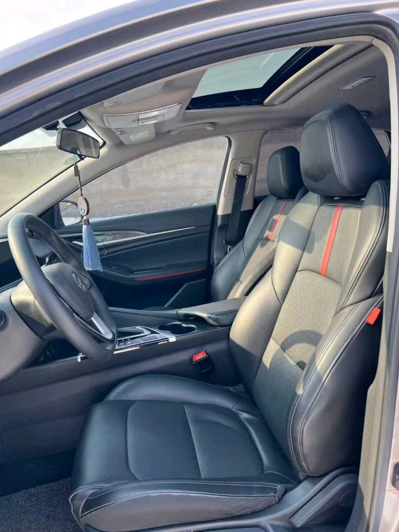 邢台20年长安汽车逸动5