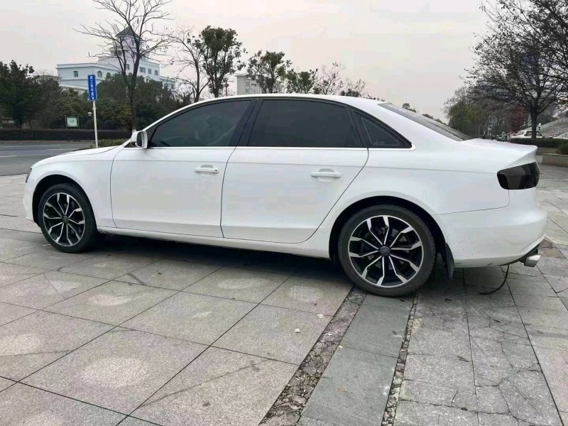 九江14年奧迪A4L3