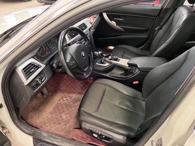 济宁15年宝马3系4