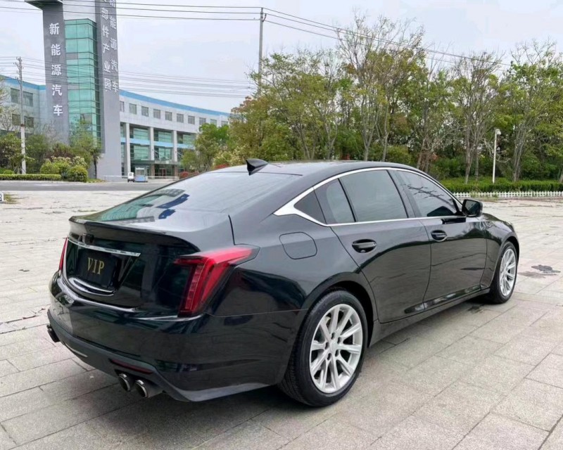 盐城20年凯迪拉克CT58