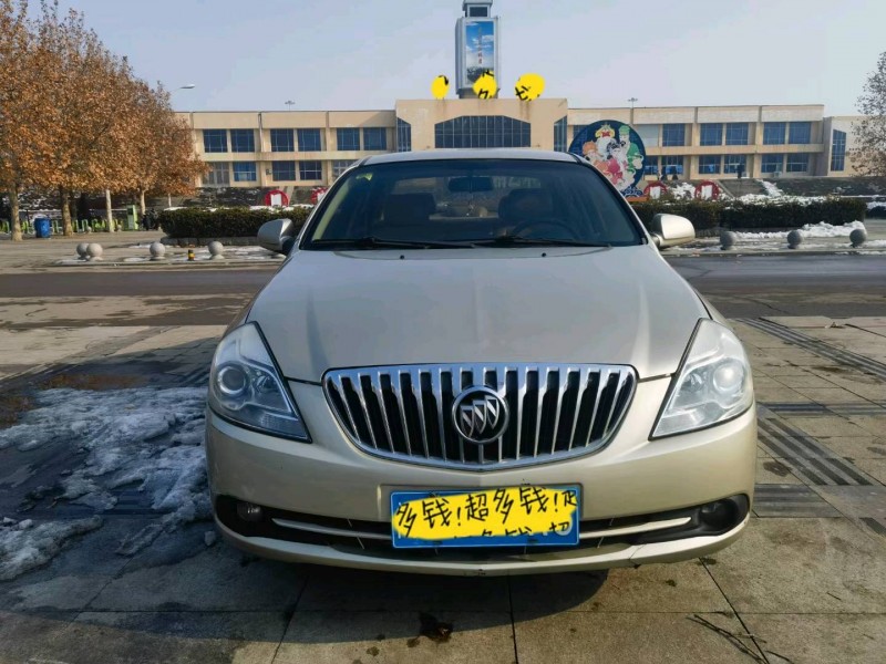 聊城13年别克凯越1