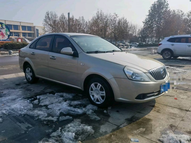 聊城13年别克凯越3