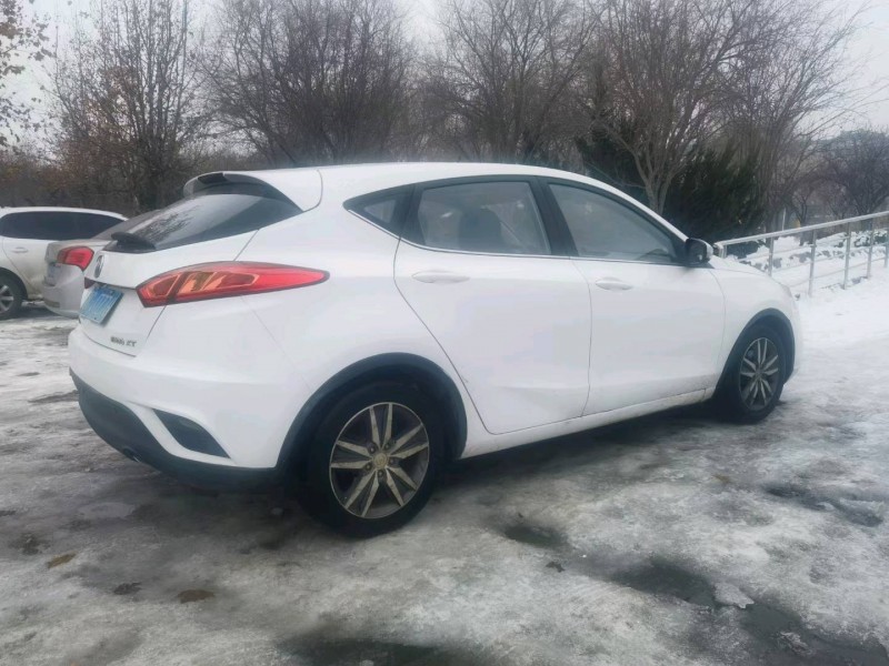 聊城16年长安汽车逸动9