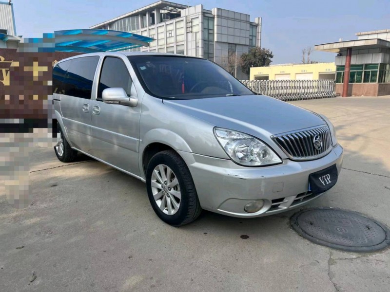 济宁15年别克GL82