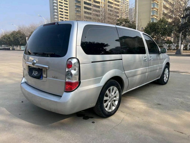 济宁15年别克GL87