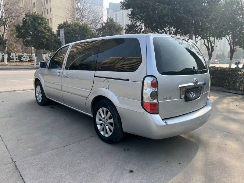 济宁15年别克GL88