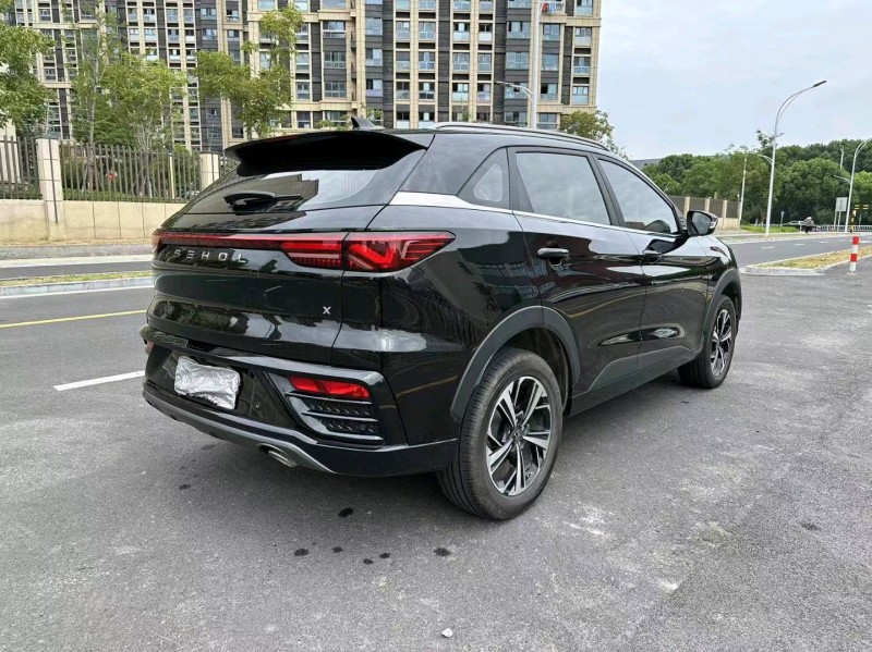 苏州23年江淮思皓QX9