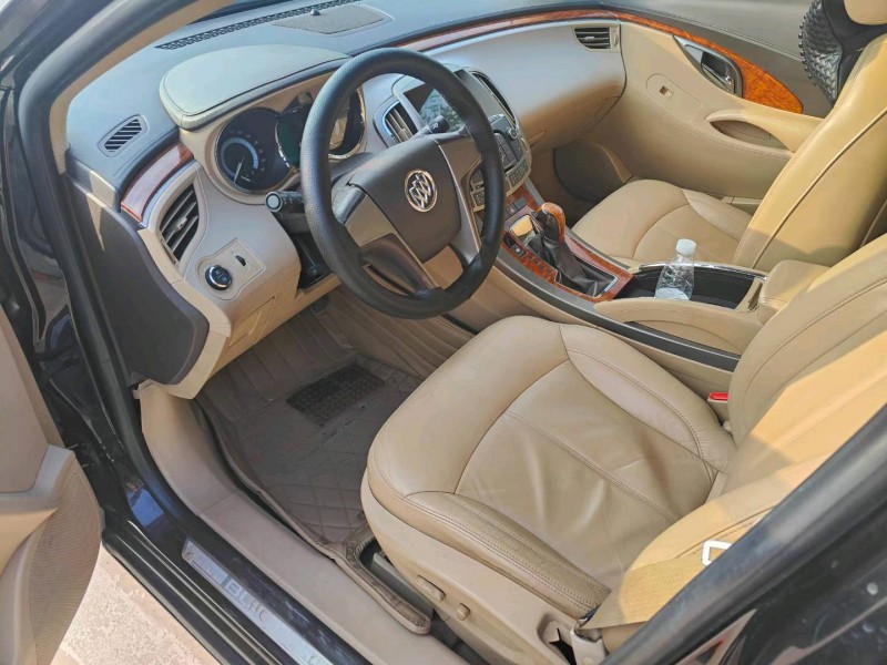 石家庄13年别克君越6