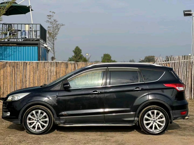 汕头13年福特翼虎3