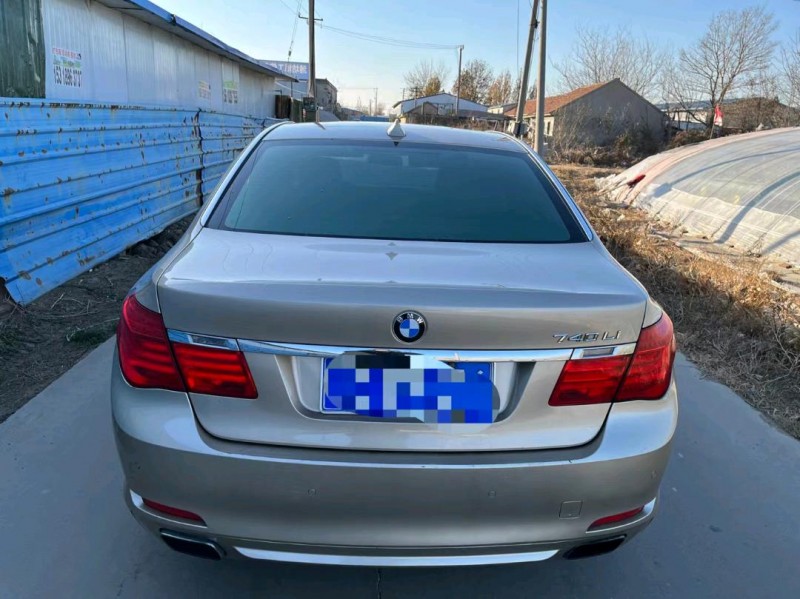 潍坊13年宝马7系4