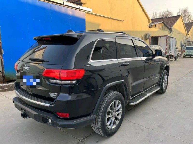 潍坊13年Jeep大切诺基3