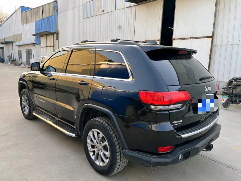 潍坊13年Jeep大切诺基6