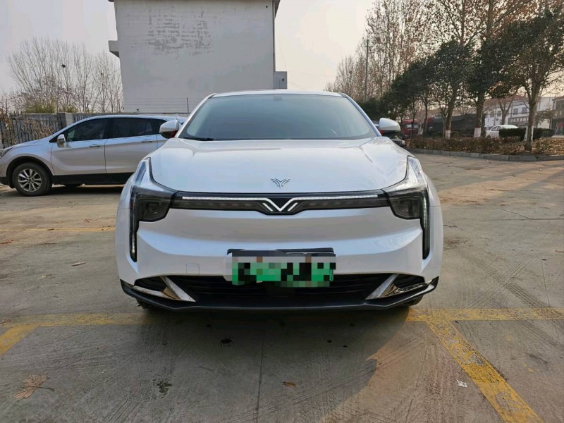濟寧23年哪吒U1