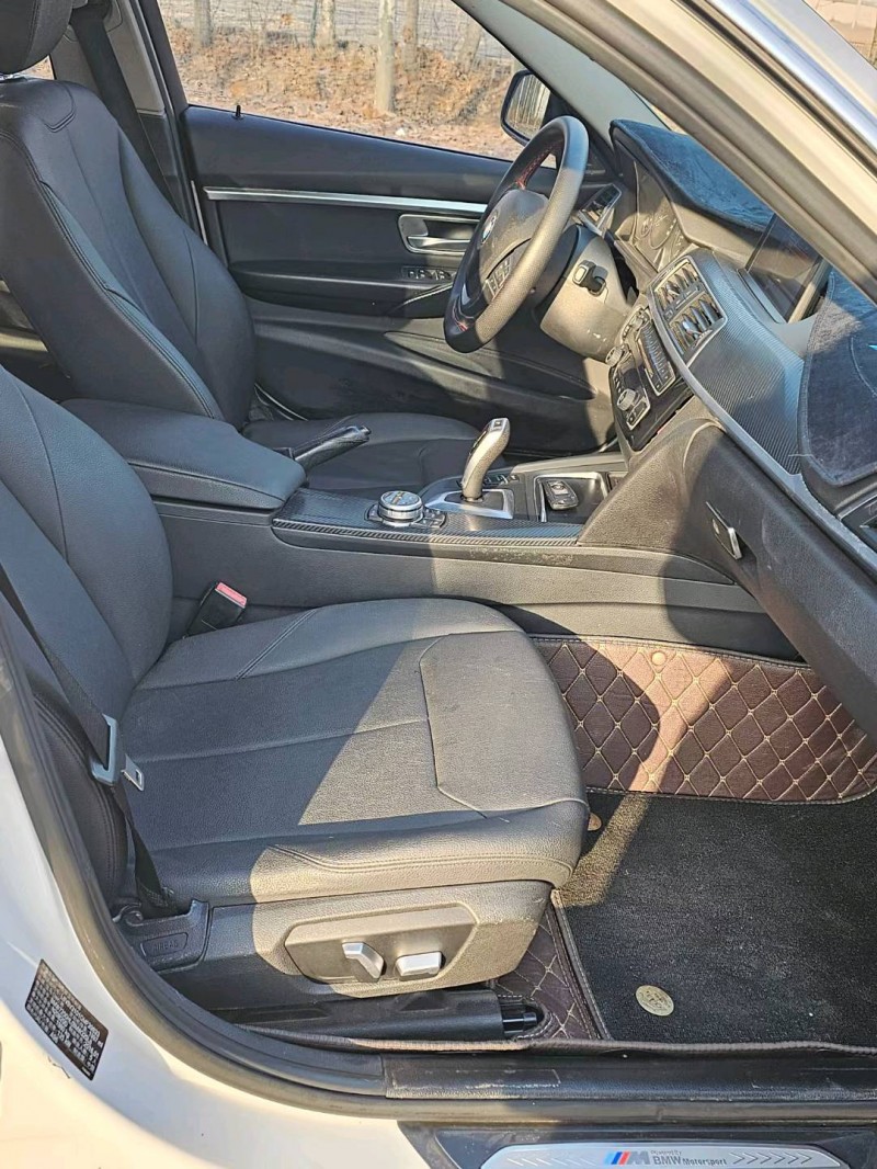 济宁16年宝马3系5