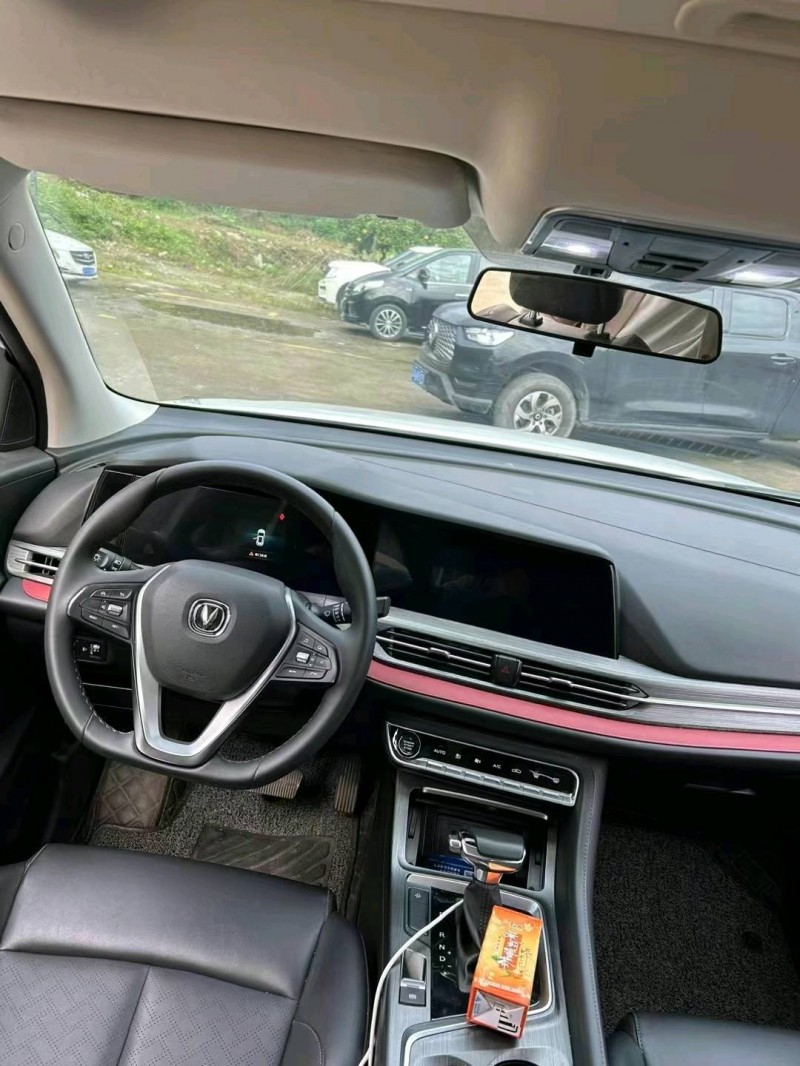 重庆20年长安汽车CS558