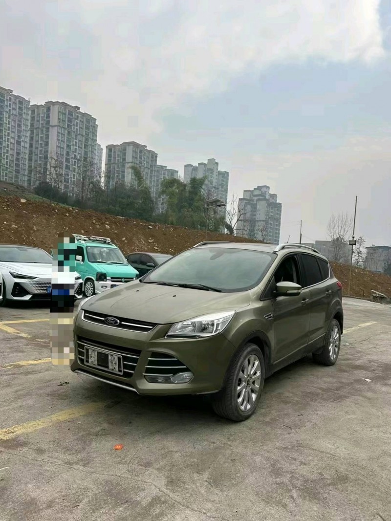 重庆13年福特翼虎3