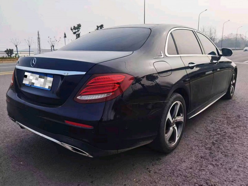 宜昌17年奔馳E7