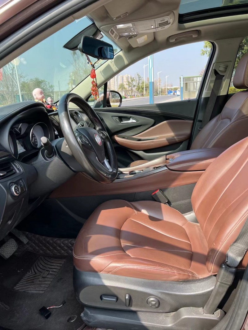 东莞18年别克昂科威6