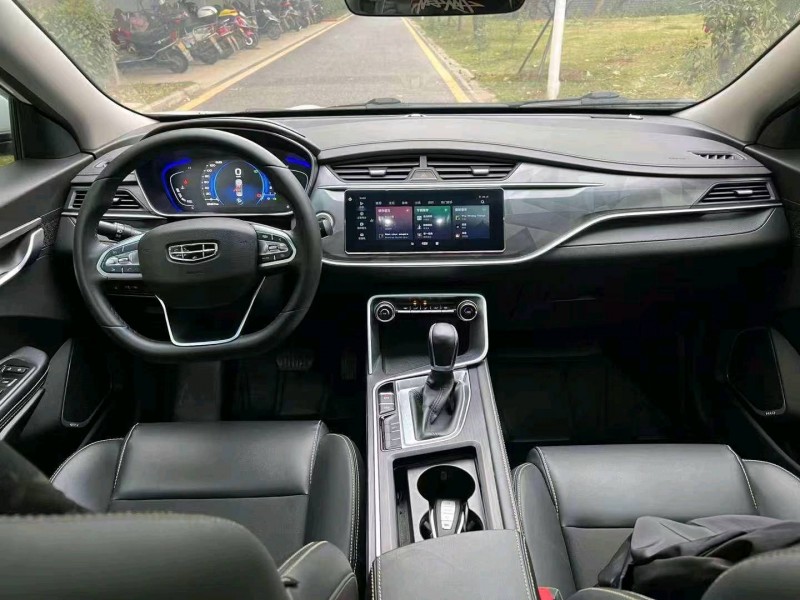 济南21年吉利缤瑞4