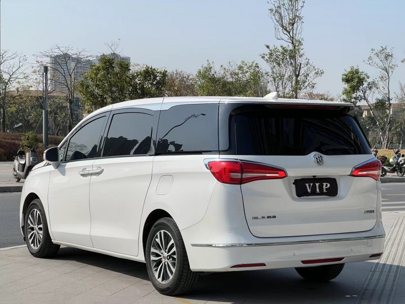 东莞19年别克GL88